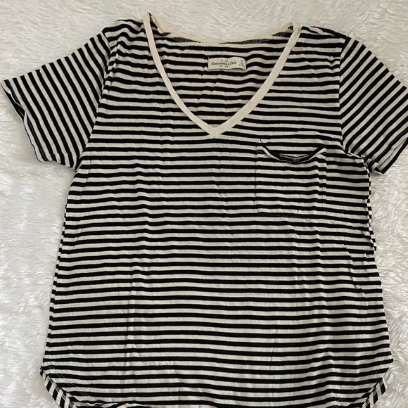 Abercrombie stripped t-shirt - Picture 1 of 4